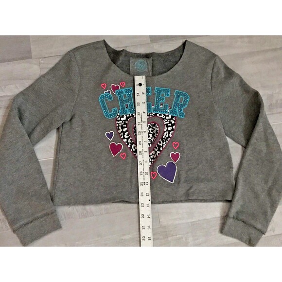 SO Girl's Ladies Gray Long Sleeve Crop Sweater Cheer Top Size 12 1/2 - Picture 6 of 8